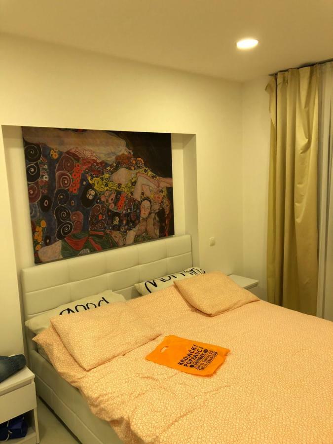 Appartamento Valerija Zagabria Esterno foto
