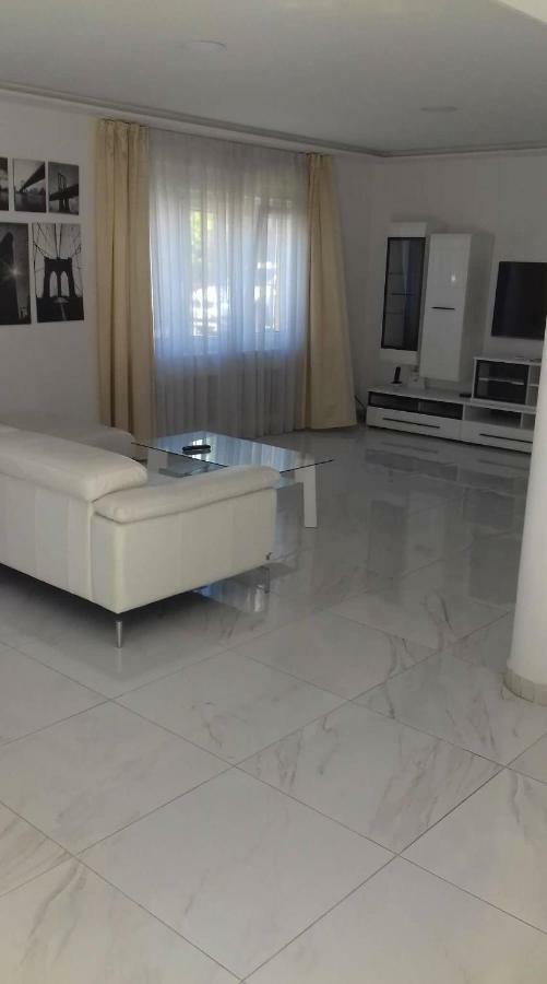 Appartamento Valerija Zagabria Esterno foto